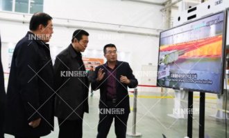 【调延卓通辽市税务局党委书记、局长冯光泽一行莅临J9集团机械人调研